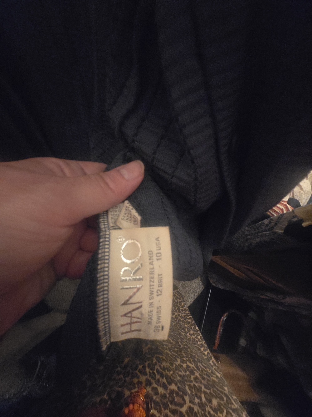 Hanro Ribbed Button-Front Cardigan in Navy - Picture 3 of 4